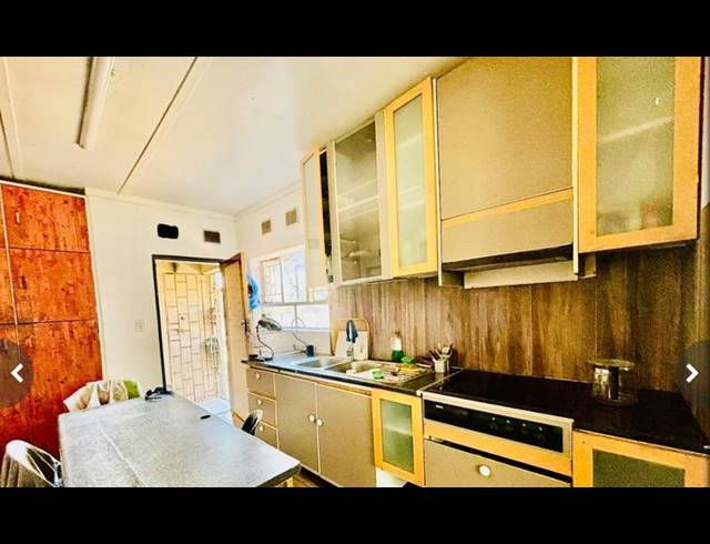 3 BEDROOM HOUSE FOR SALE IN VANDERBIJLPARK CE 2